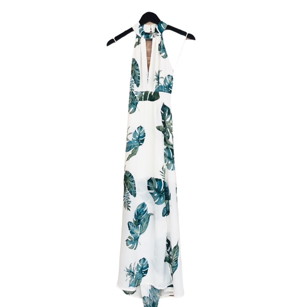 Dress Forum- High Neck Key hole front Maxi - Picture 4 of 7